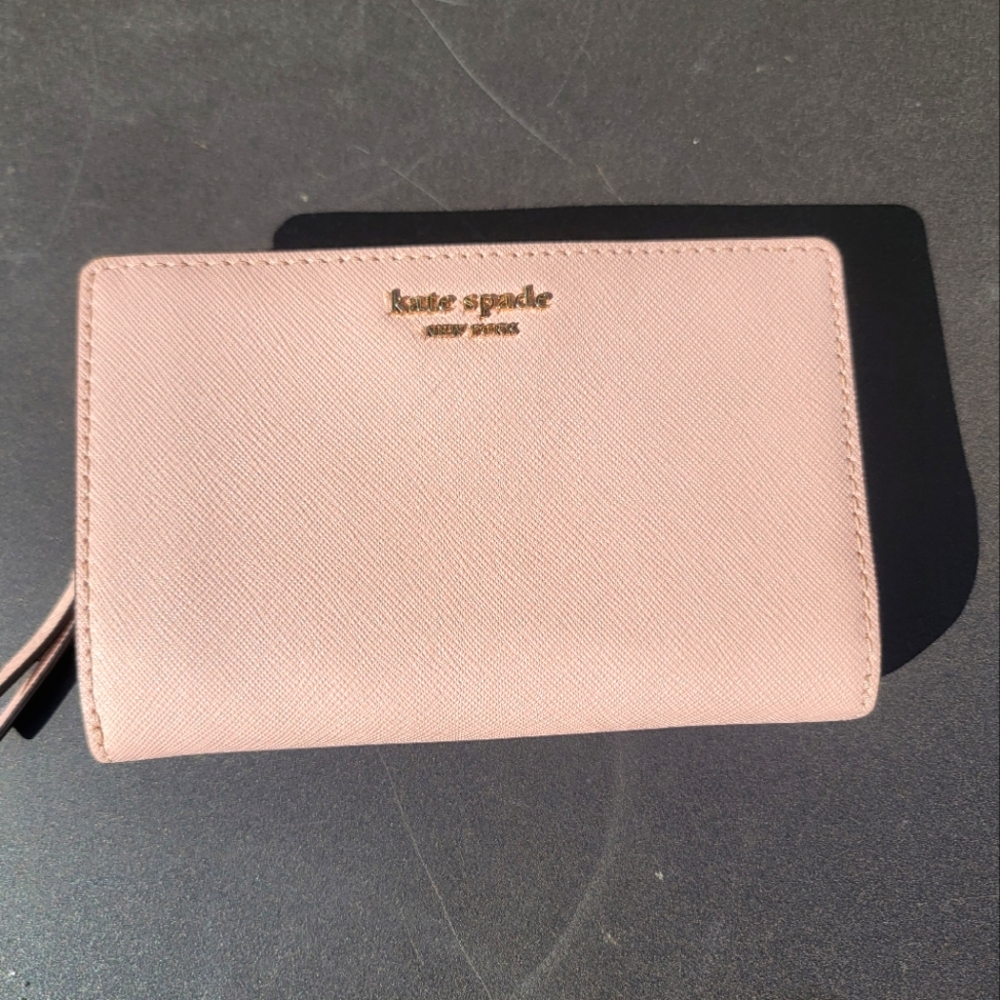 Kate Spade Light Pink Wallet